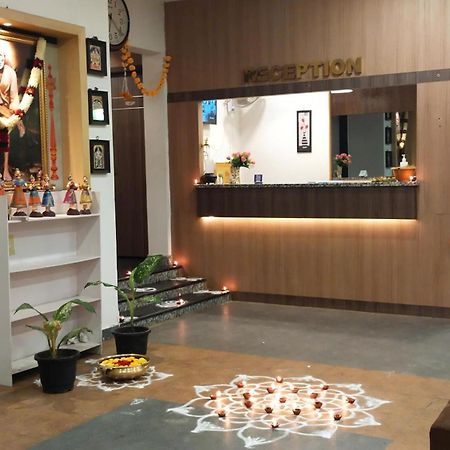 Hotel Rk - Temple Stay Thanjavur Esterno foto