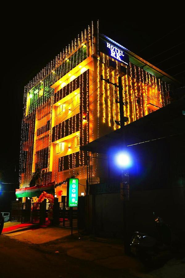 Hotel Rk - Temple Stay Thanjavur Esterno foto