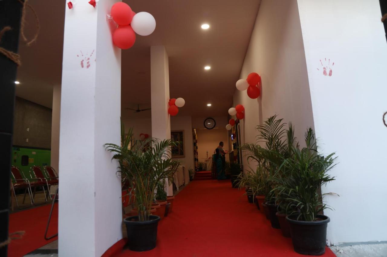 Hotel Rk - Temple Stay Thanjavur Esterno foto