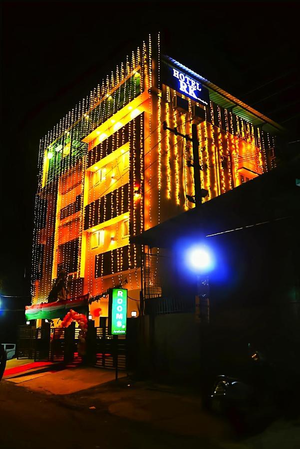 Hotel Rk - Temple Stay Thanjavur Esterno foto