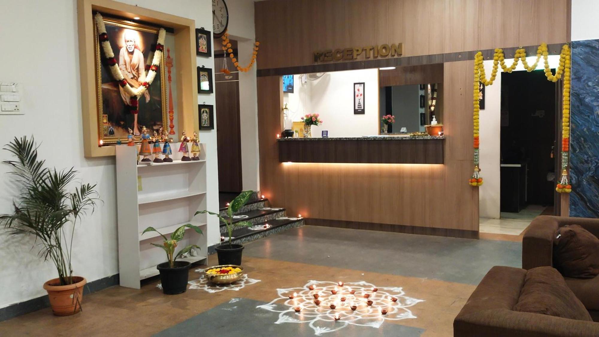 Hotel Rk - Temple Stay Thanjavur Esterno foto